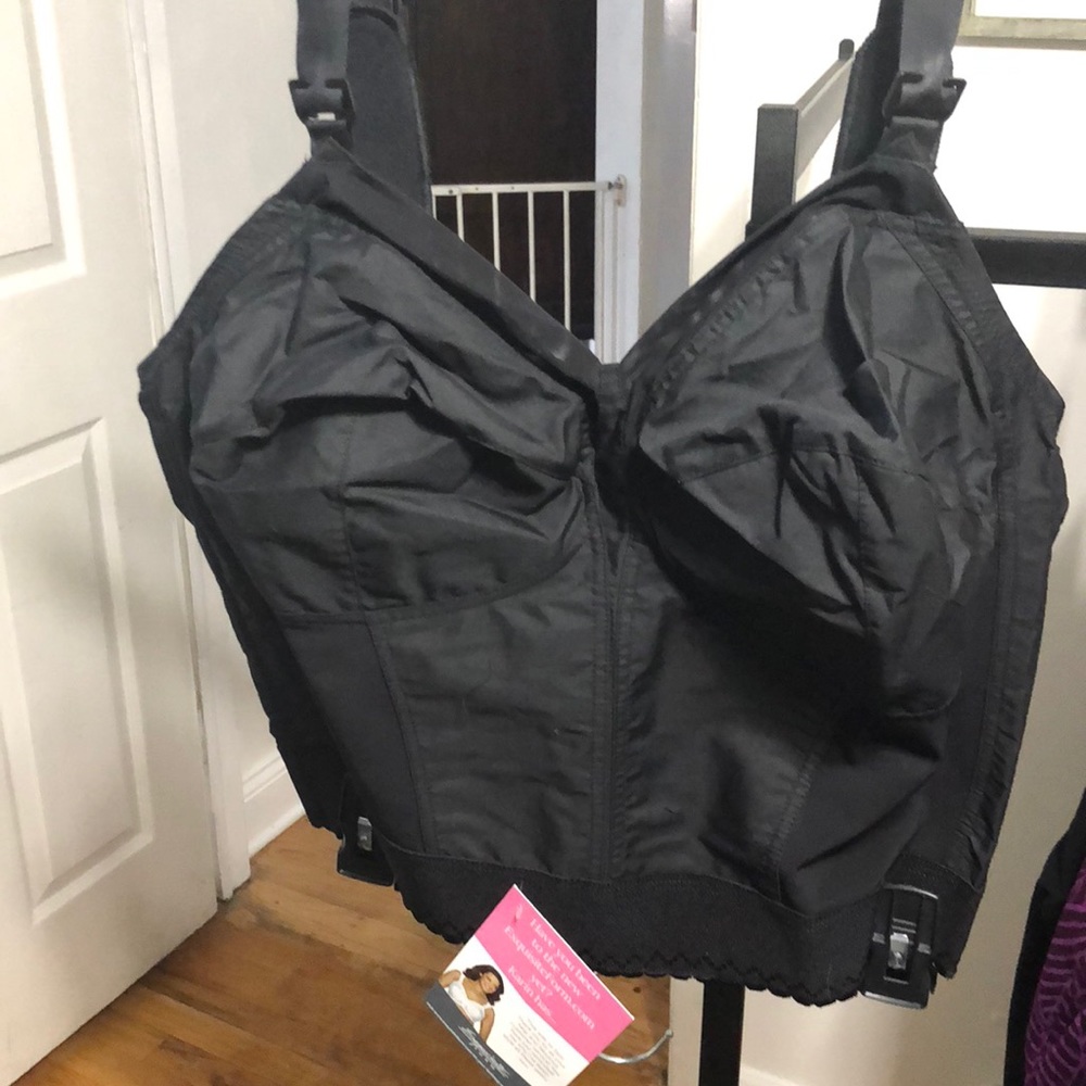 NWT SIZE 44D BLACK BUSTIER
